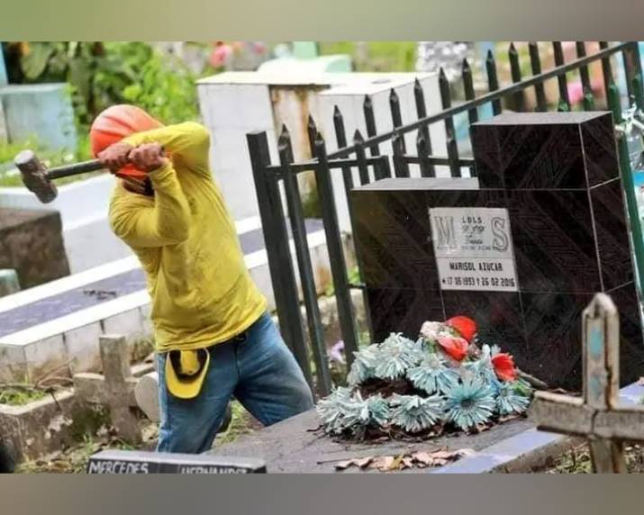 VIDEO Destruyen tumbas de mareros en cementerios de El Salvador
