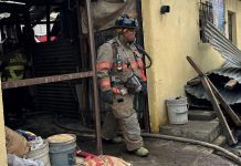 Explosión e incendio consumen fábrica de cohetes en Parramos Chimaltenango; no se reportan víctimas