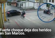 Fuerte choque entre motoristas y camioneta deja dos personas heridas