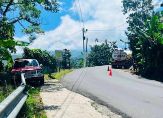 Derrame de combustible obliga a extremar precauciones en la ruta entre San Marcos y San Rafael Pie de la Cuesta